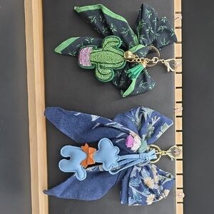 Bag Charm Bundle - Cactus and Giraffe Keychain Set